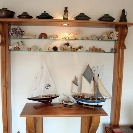 Alesta Bozcaada